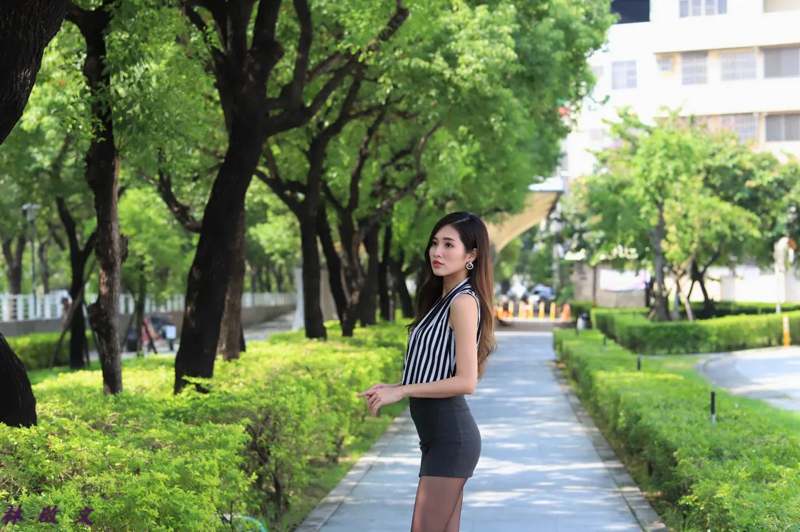 [Mzsock] NO.137 Zhang Jun OL black stockings and high heels beautiful legs street photography#[47P]-1