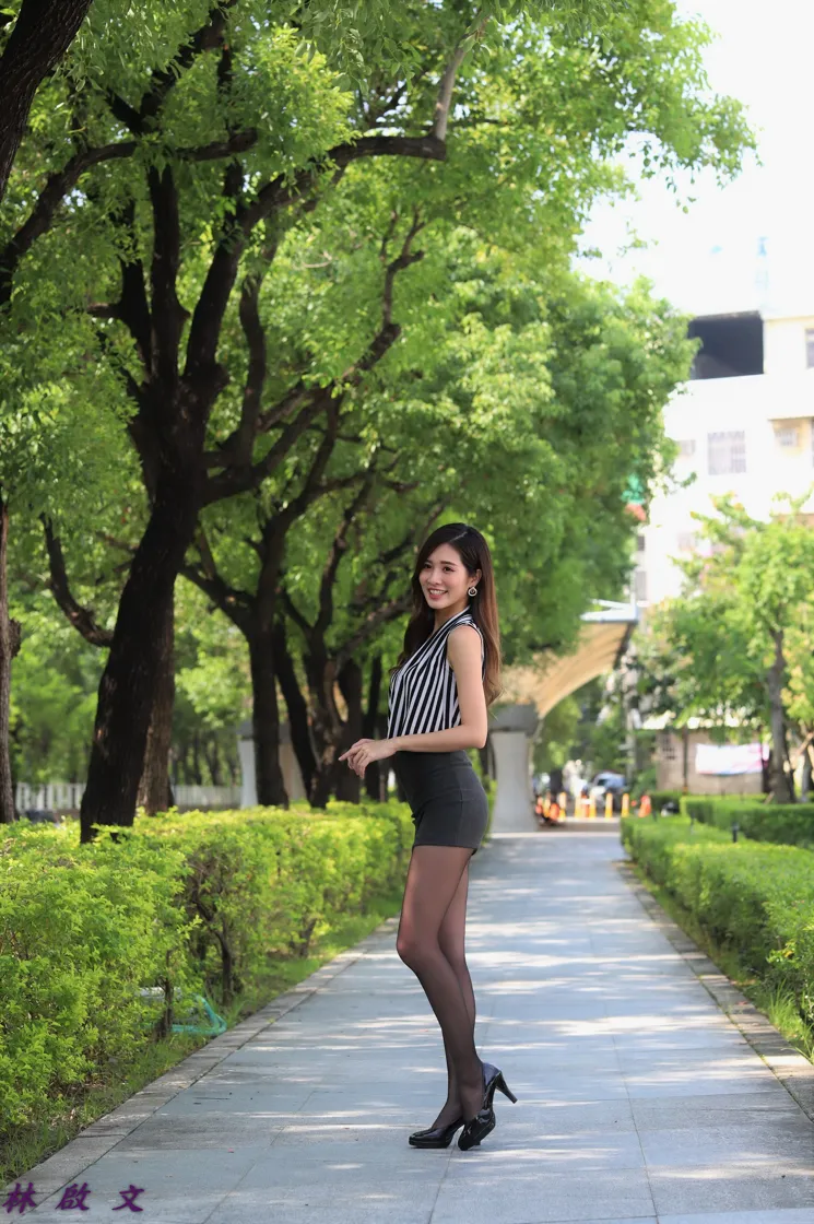 [Mzsock] NO.137 Zhang Jun OL black stockings and high heels beautiful legs street photography#[47P]-7