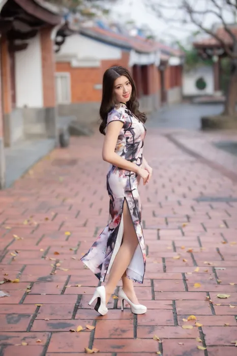 [Mzsock] NO.071 Zhang Lunzhen cheongsam, high heels and beautiful legs, outdoor shot street photography#[52P]-3