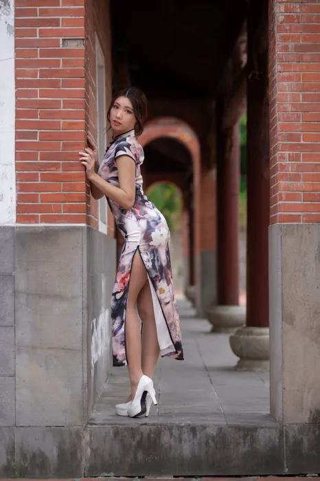 [Mzsock] NO.071 Zhang Lunzhen cheongsam, high heels and beautiful legs, outdoor shot street photography#[52P]-2