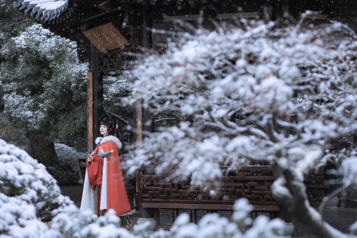 [YITUYU] 2023.01.31 Vol.2934 The first snow in Lin'an Lulu haley#[37P]-2