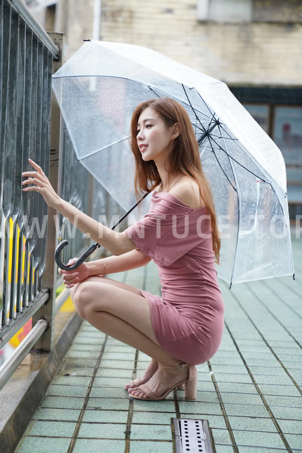 [Mzsock] NO.130 Liao Tingqi, off-shoulder dress and short skirt, cool and beautiful legs street photography#[100P]-5