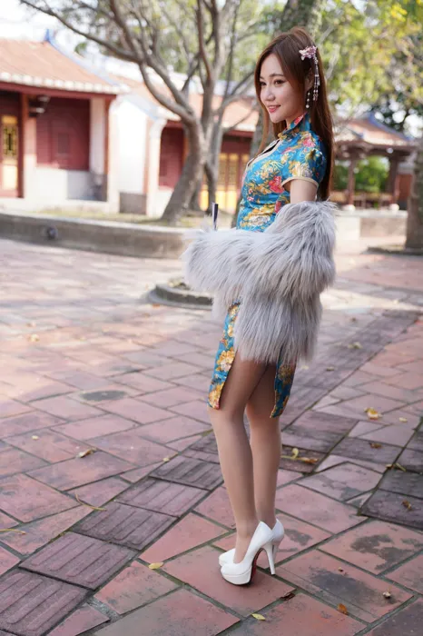 [Mzsock] NO.065 Su Xiaoli ultra short slit cheongsam high heels beautiful legs outdoor shot street photography#[102P]-9