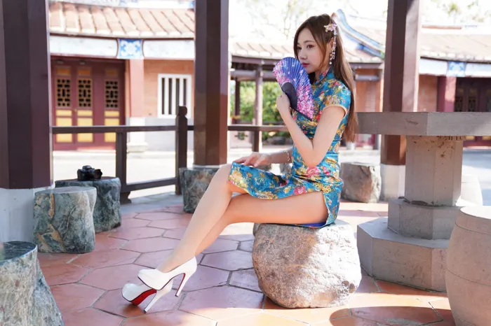 [Mzsock] NO.065 Su Xiaoli ultra short slit cheongsam high heels beautiful legs outdoor shot street photography#[102P]-8