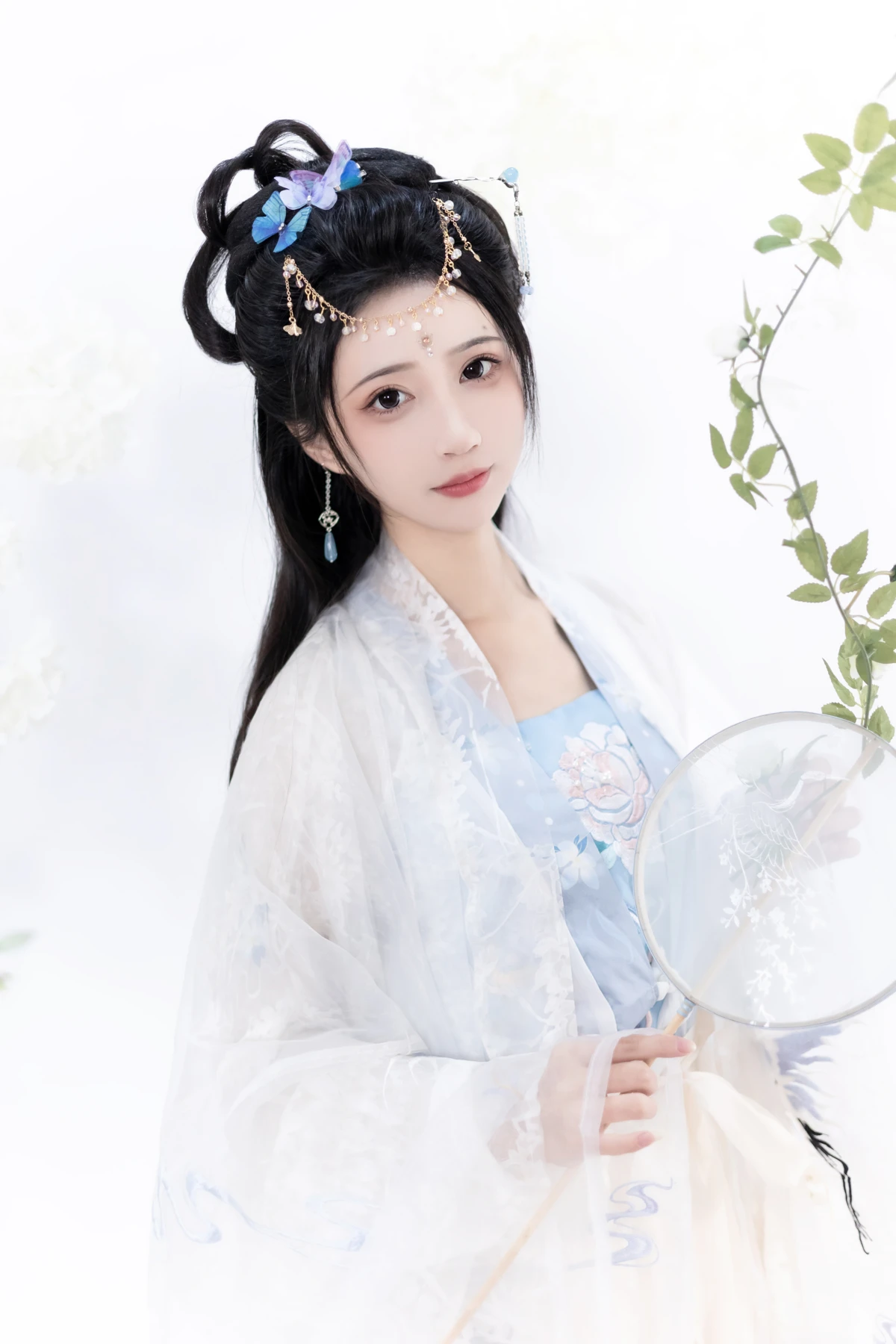 [YITUYU] 2023.01.09 Vol.2874 – Pear Blossom White -Qiluosheng’s little Susu-#[26P]-2