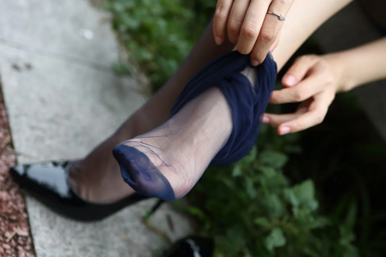 [Mzsock] NO.083 Qiqi’s retro dark blue stockings street photography#[94P]-9