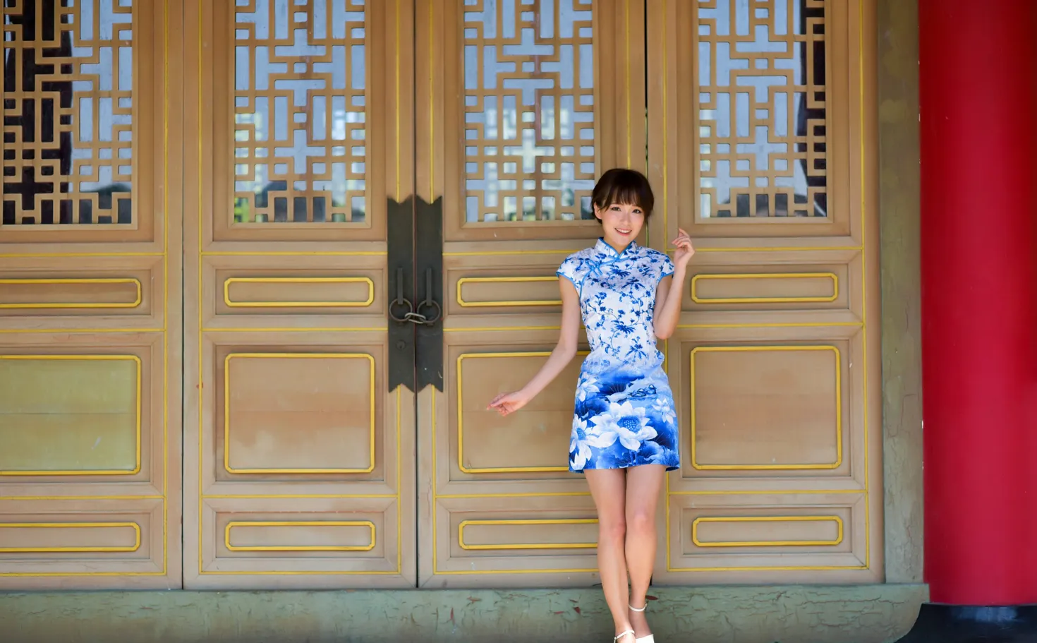 [Mzsock] NO.189 Miao Wanyu floral short cheongsam with high heels and beautiful legs street photography#[68P]-3