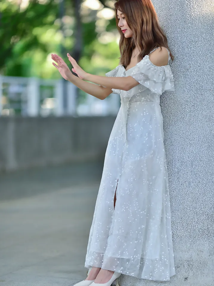 [Mzsock] NO.200 vivi Cao Yuanyuan suspender high-slit long skirt with high heels and beautiful legs street photography#[105P]-1