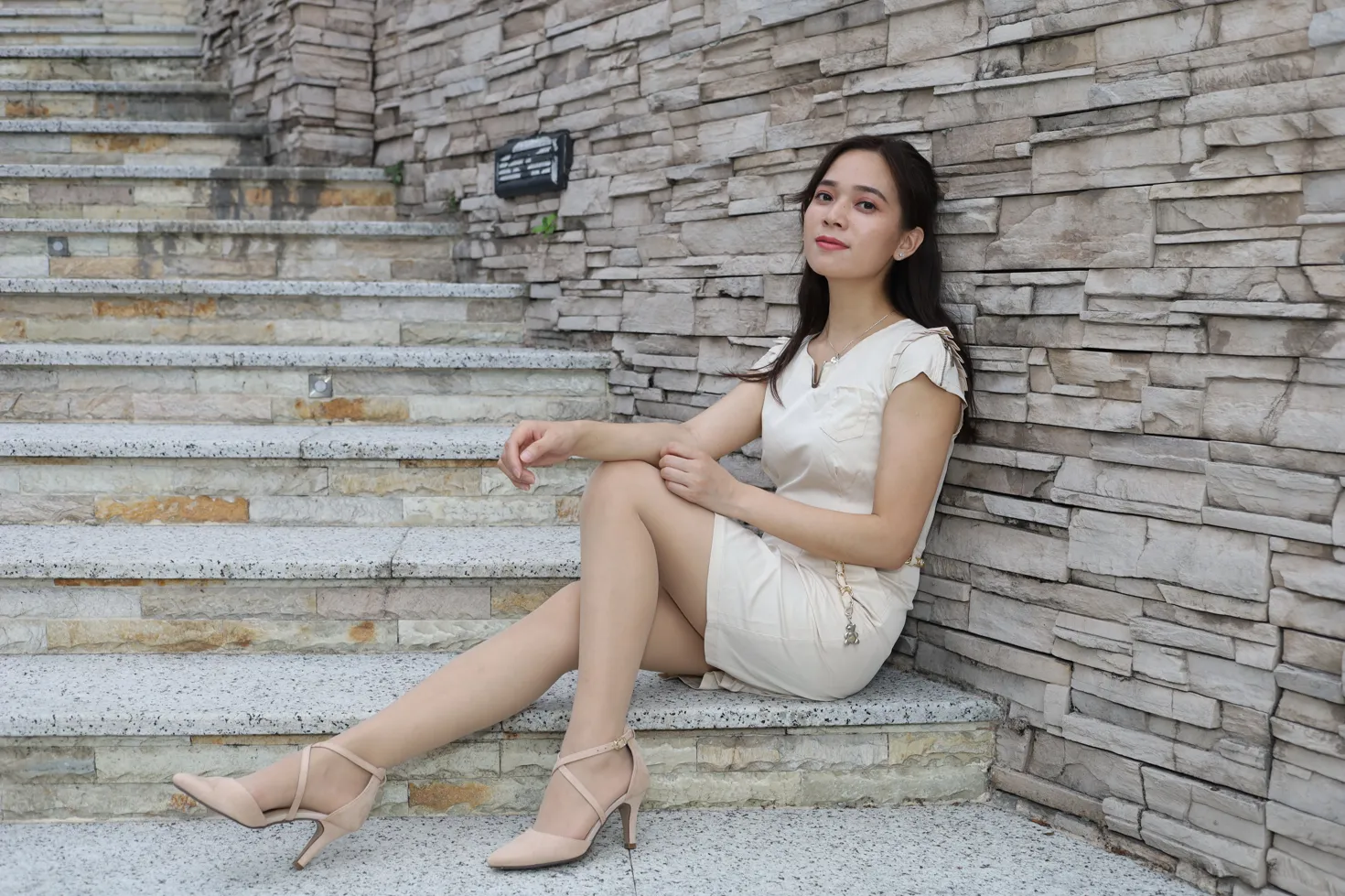 [Mzsock] NO.107 Vency Shen beige dress stockings high heels beautiful legs street photography#[70P]-1