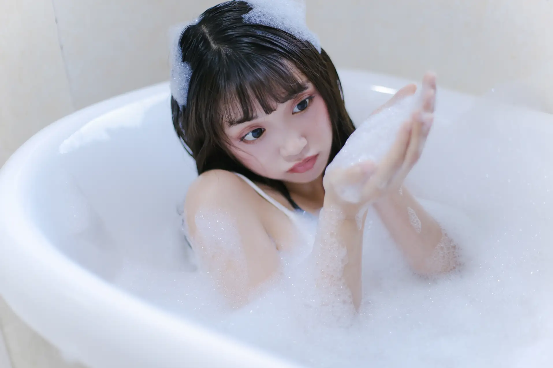 [YITUYU] 2022.08.25 VOL.1788 - Milk Bubble Bath a fish tail#[27P]-13