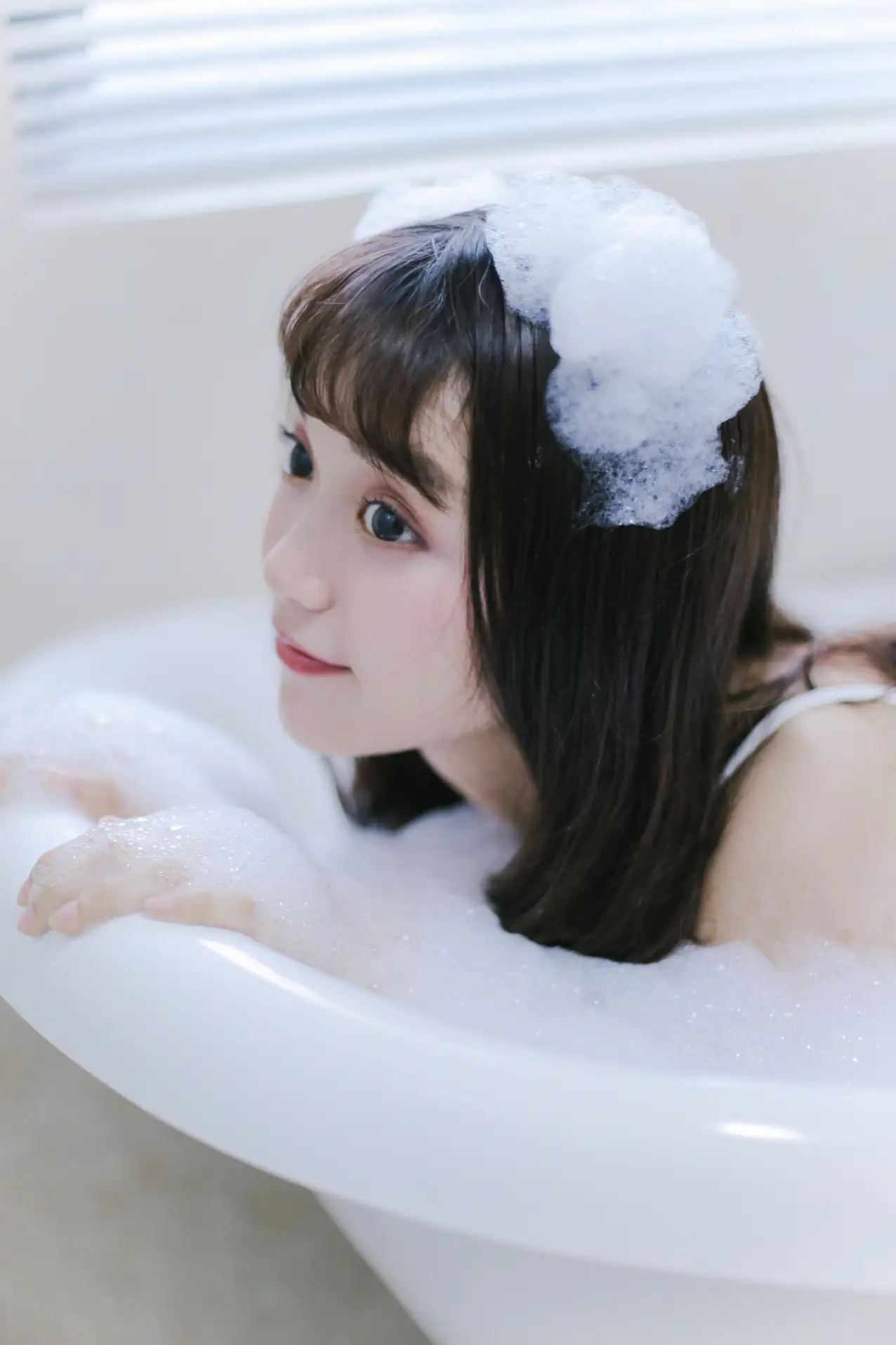 [YITUYU] 2022.08.25 VOL.1788 - Milk Bubble Bath a fish tail#[27P]-16