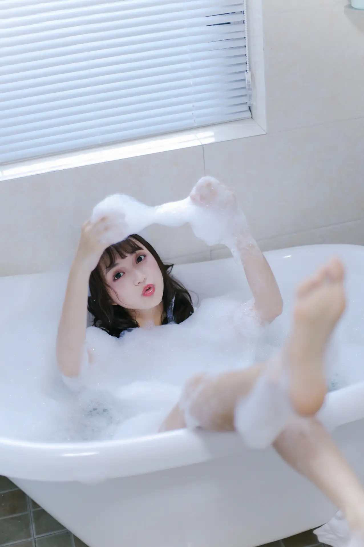 [YITUYU] 2022.08.25 VOL.1788 - Milk Bubble Bath a fish tail#[27P]-27