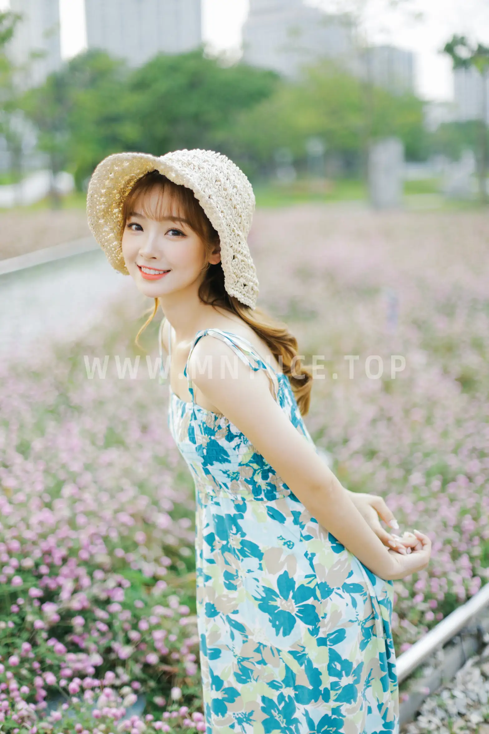 [YITUYU] 2022.08.18 Vol.1733 – Summer Heartbeat _Dan Dan Ting_#[41P]-18