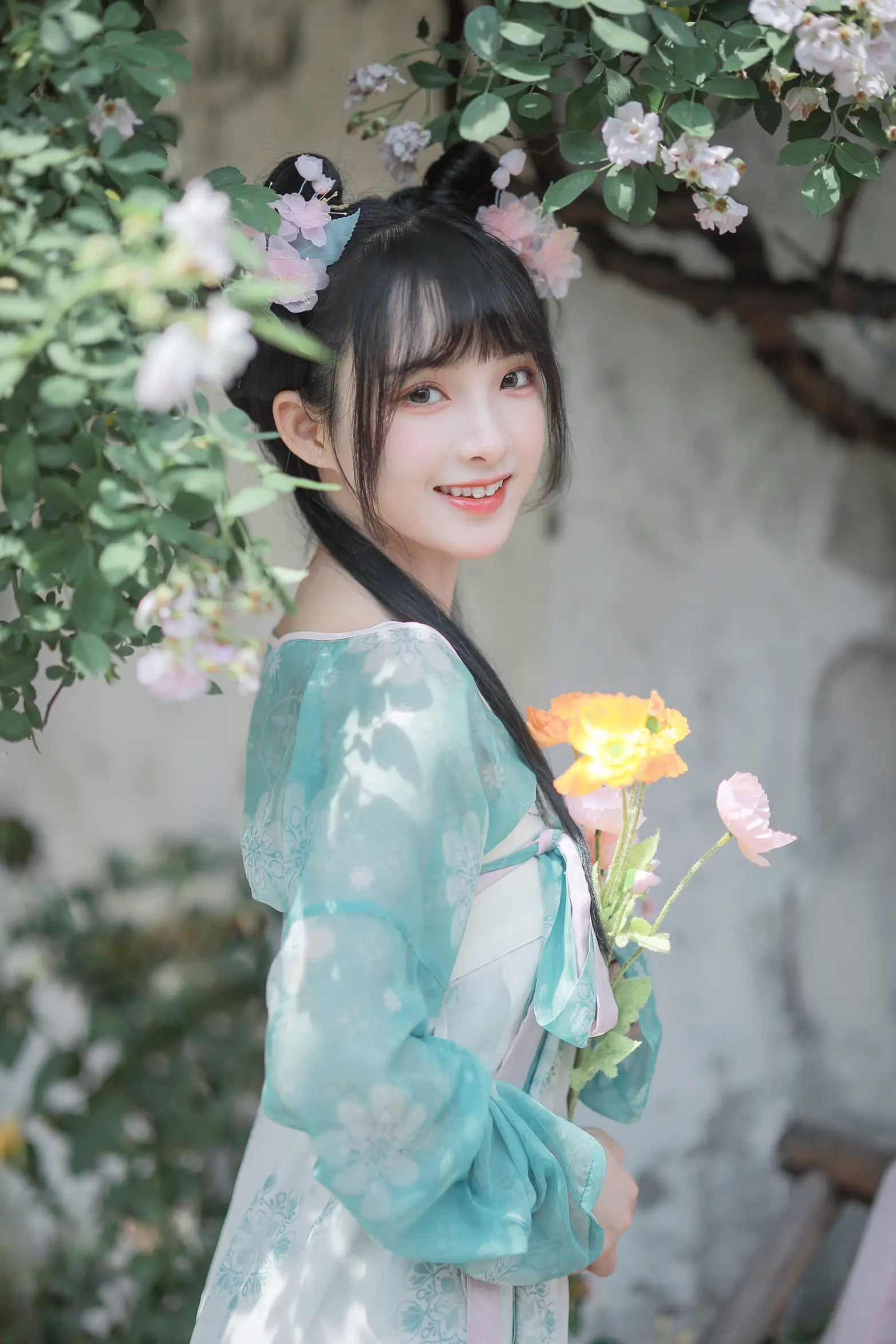 [YITUYU] 2022.06.14 Vol.1175 – Gradually blooming lotus and falling rose Lily cub w#[20P]-11